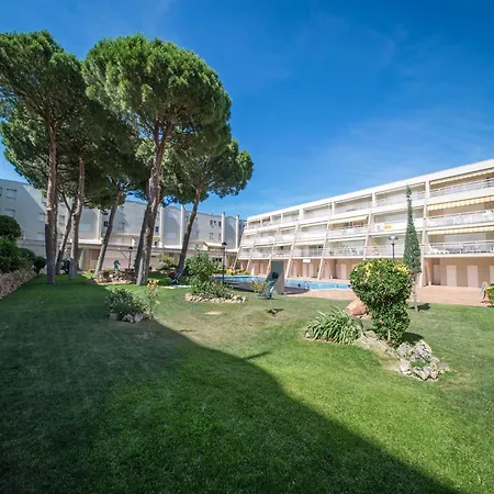 Apartment Beautiful With Communal Pool L'Escala